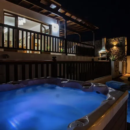 Casa Blanca Villa
